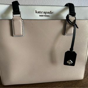 Kate Spade Cream and Black Computer/Tote Bag with Structured Design